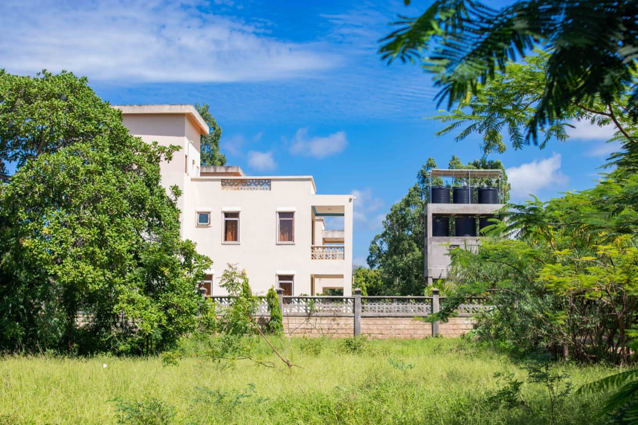 LIVE JUST 10 MINUTES FROM BOFA BEACH – KILIFI